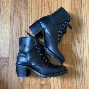 Beautiful Frye 6g Sabrina Black Lace Up Boot sz 8